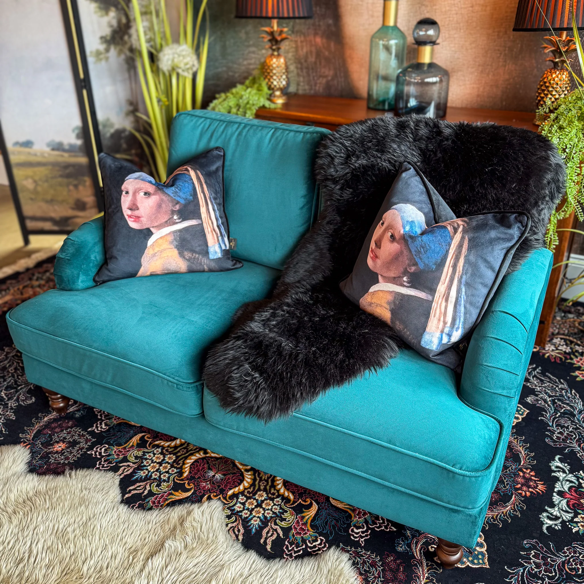 Albert in Plush Velvet - Image 4