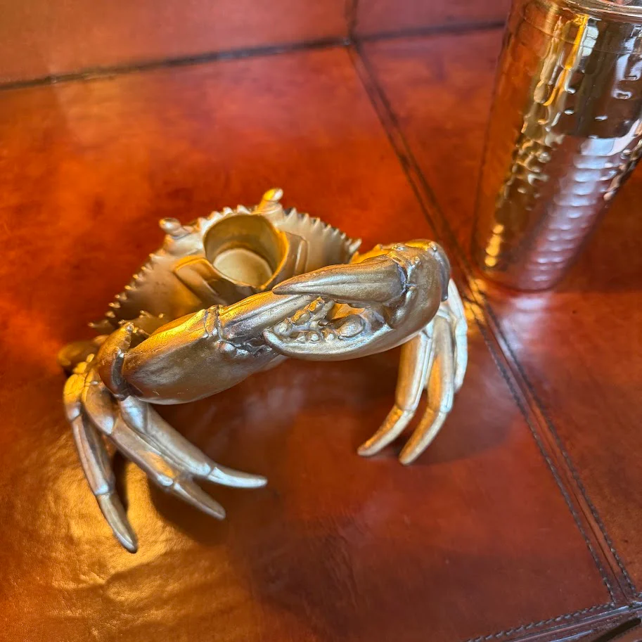 Antique Gold Thirsty Crab Wine Bottle Holder - Clearance - Image 4