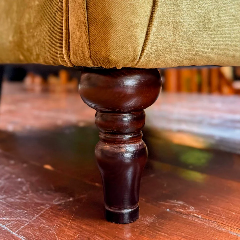 Ashley Chair - Image 19