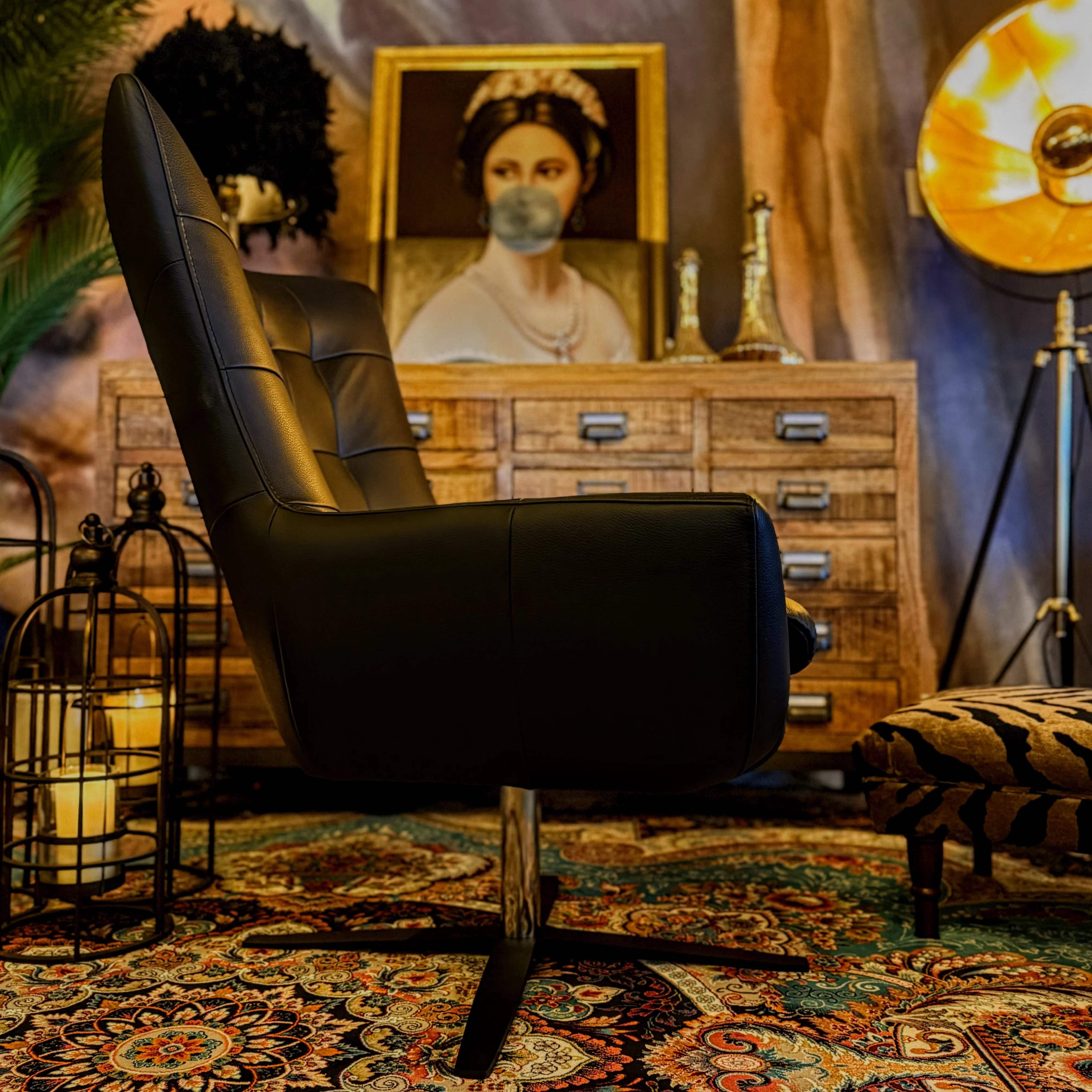 Austin Egg Chair in Leather - Image 35