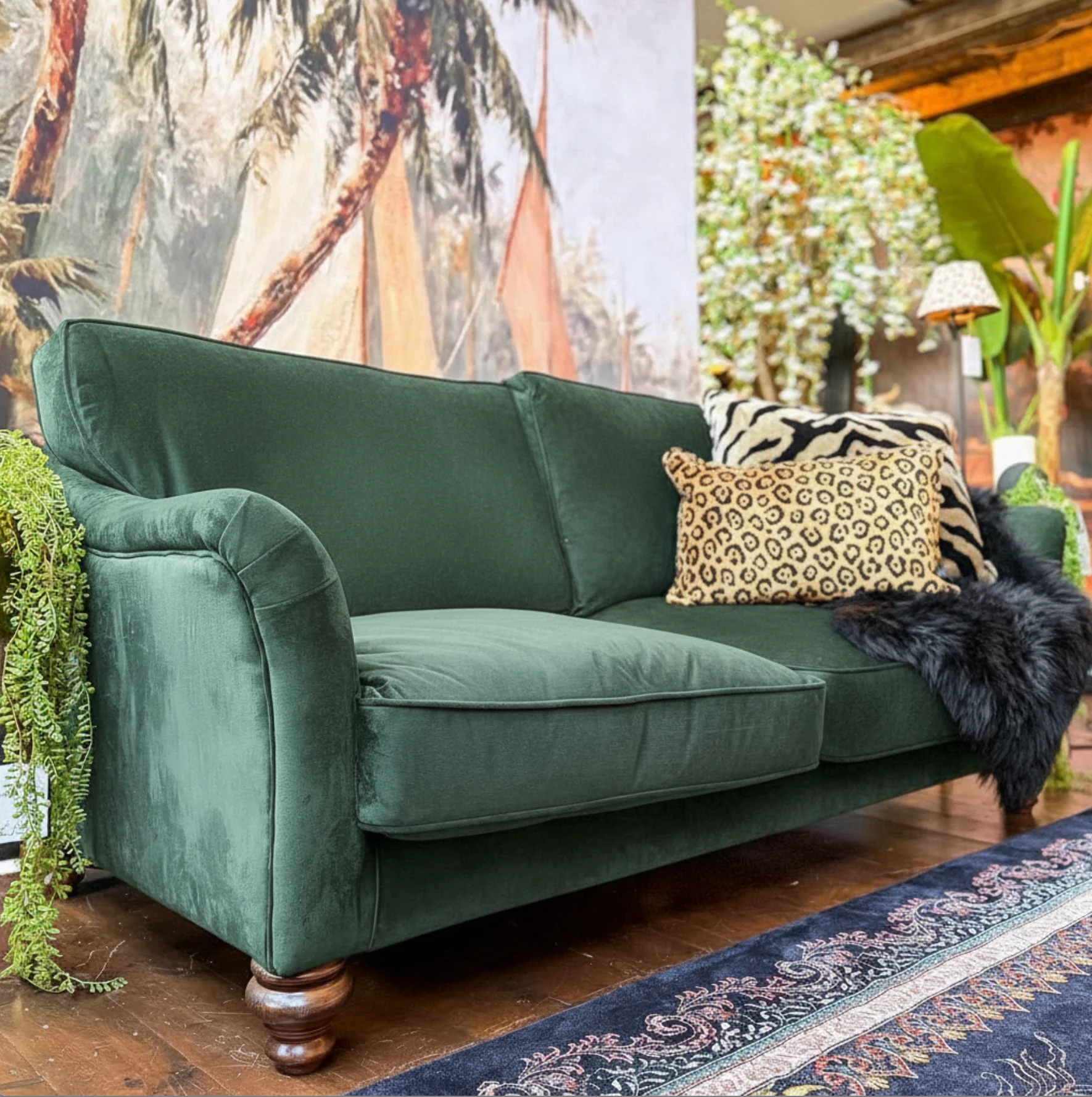 Bugsby in Plush Velvet - Image 165