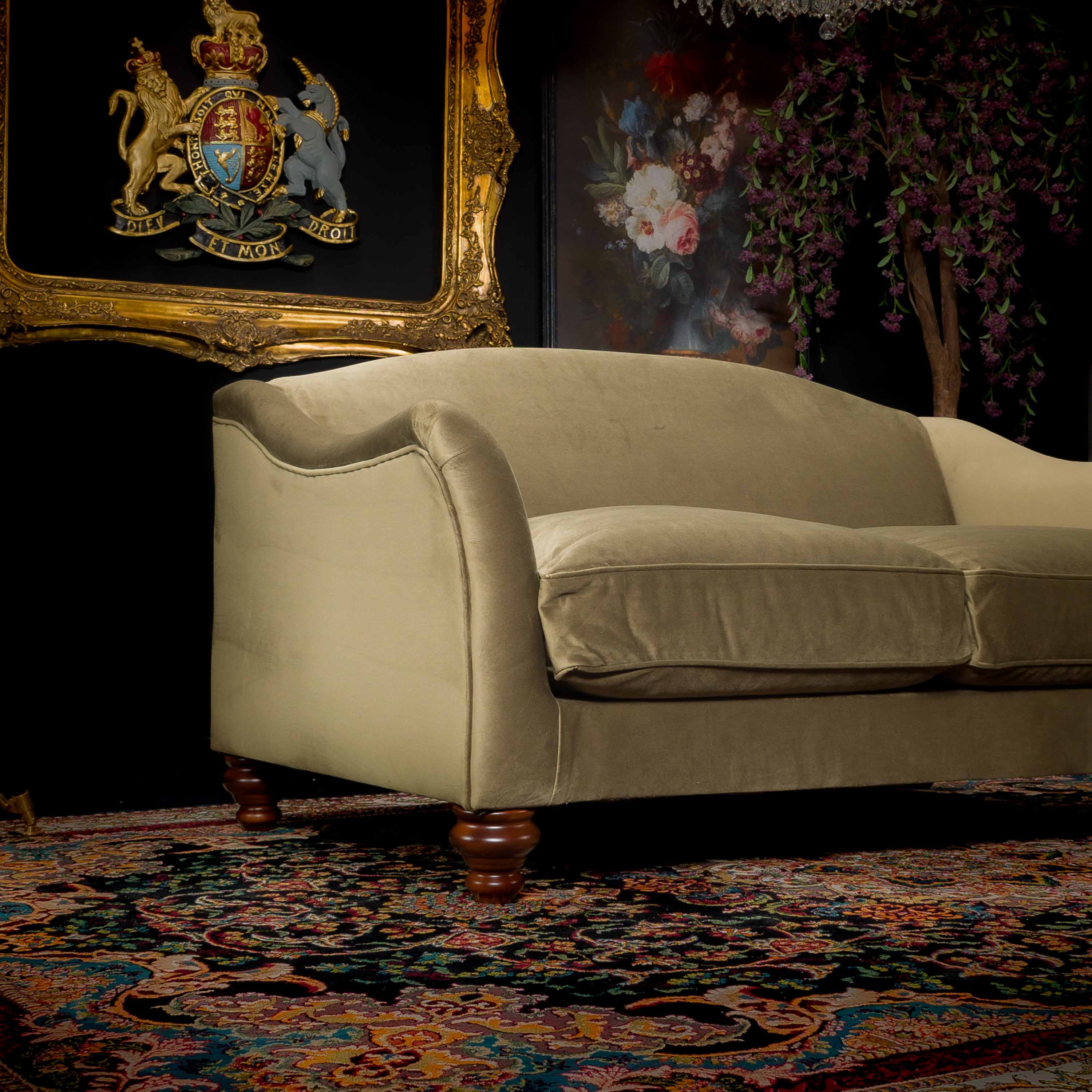 Bugsby in Plush Velvet - Image 26