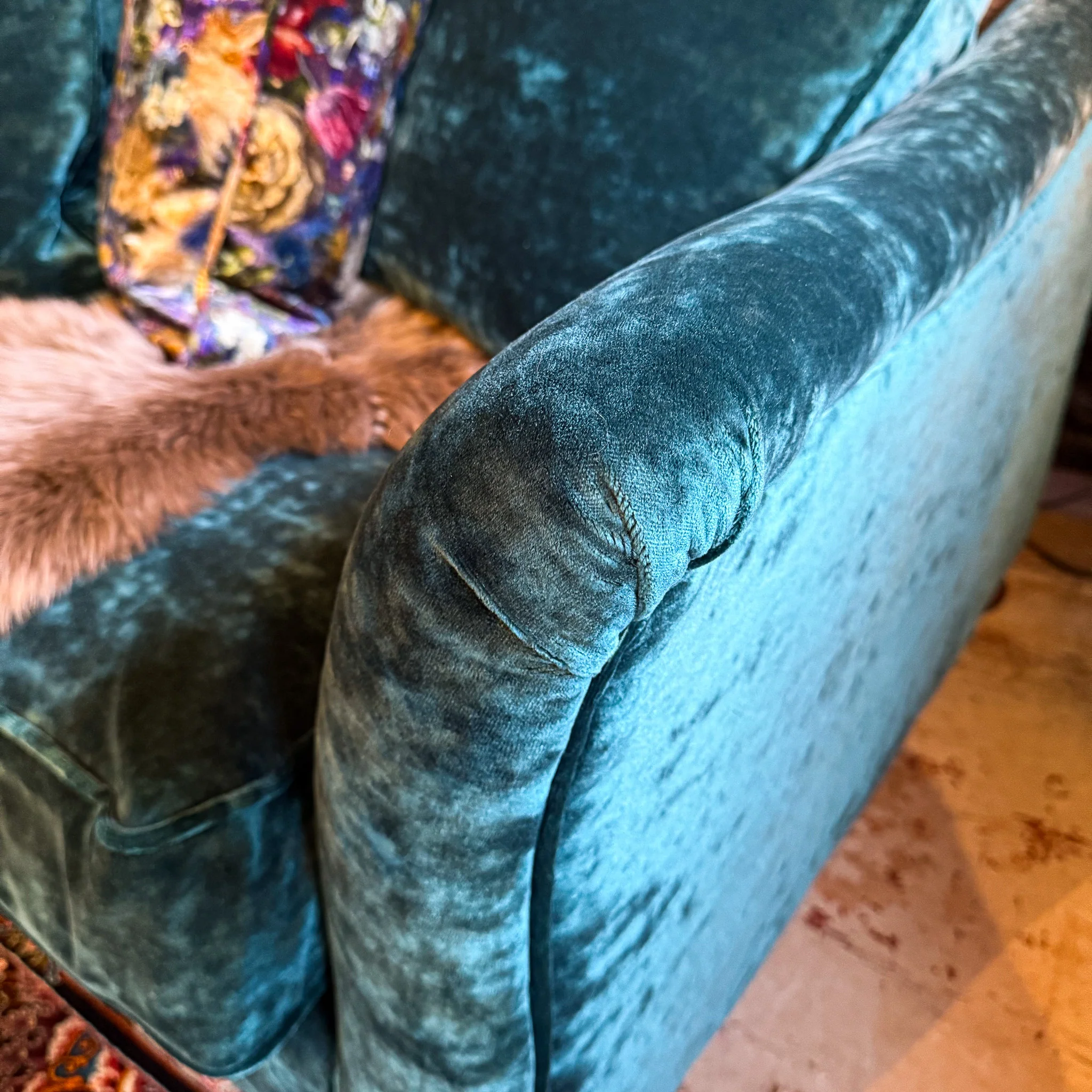 Bugsby in Sunshine Velvet - Image 5