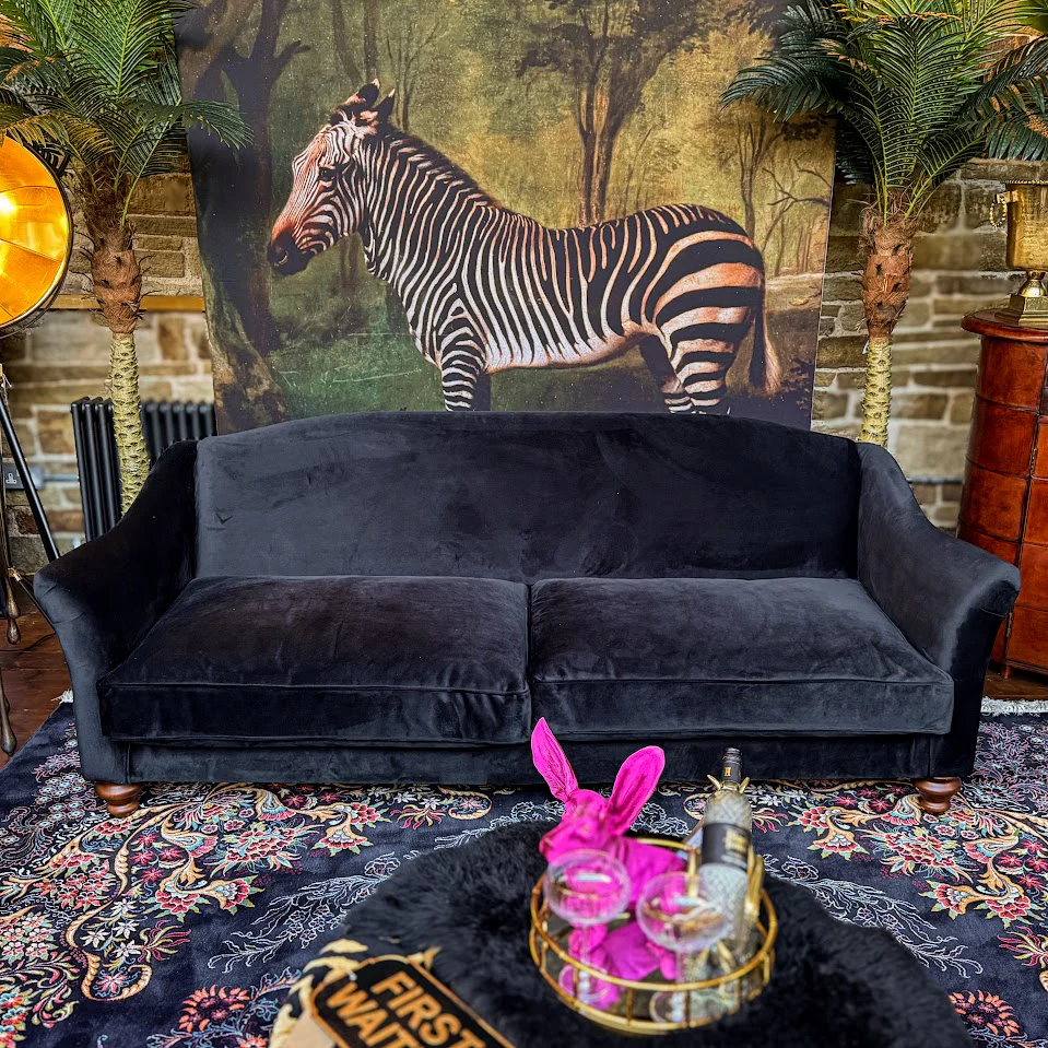 Bugsby in Plush Velvet - Image 72