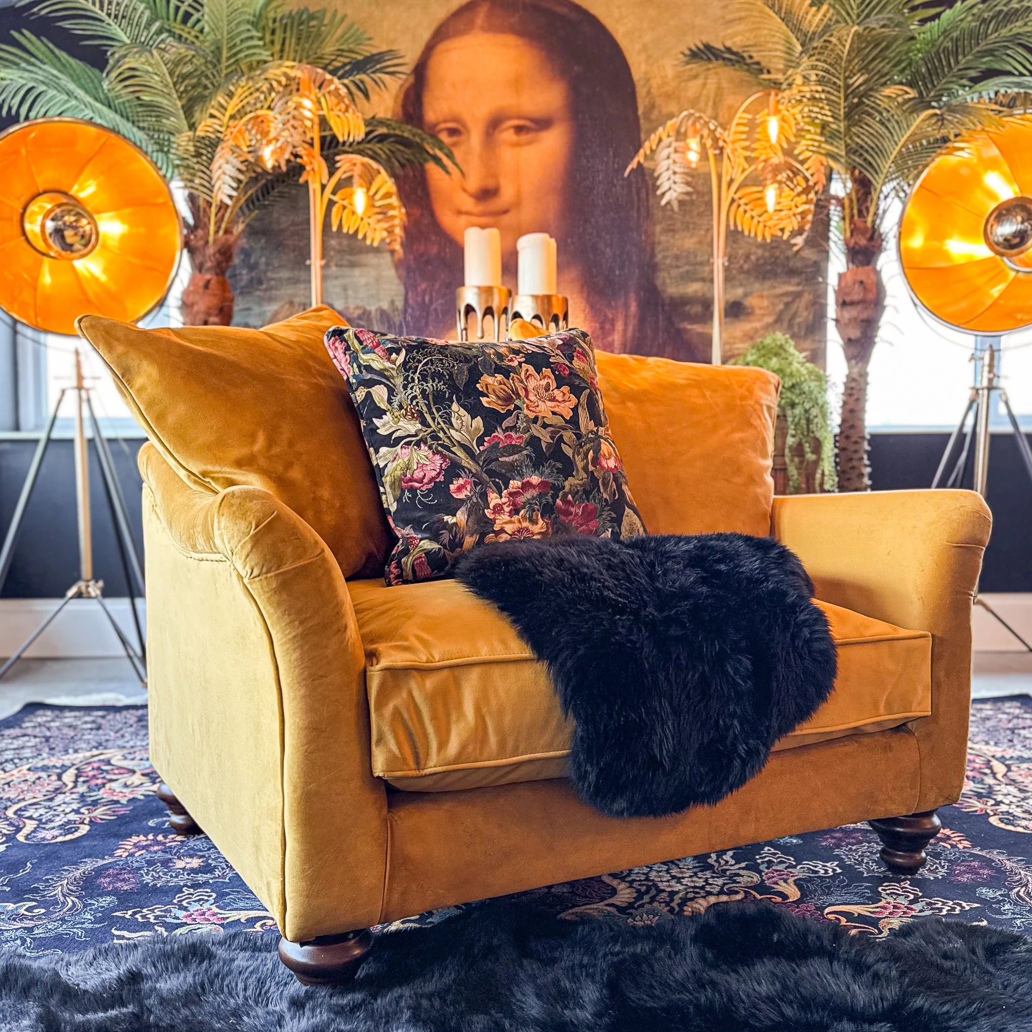 Bugsby in Plush Velvet - Image 83