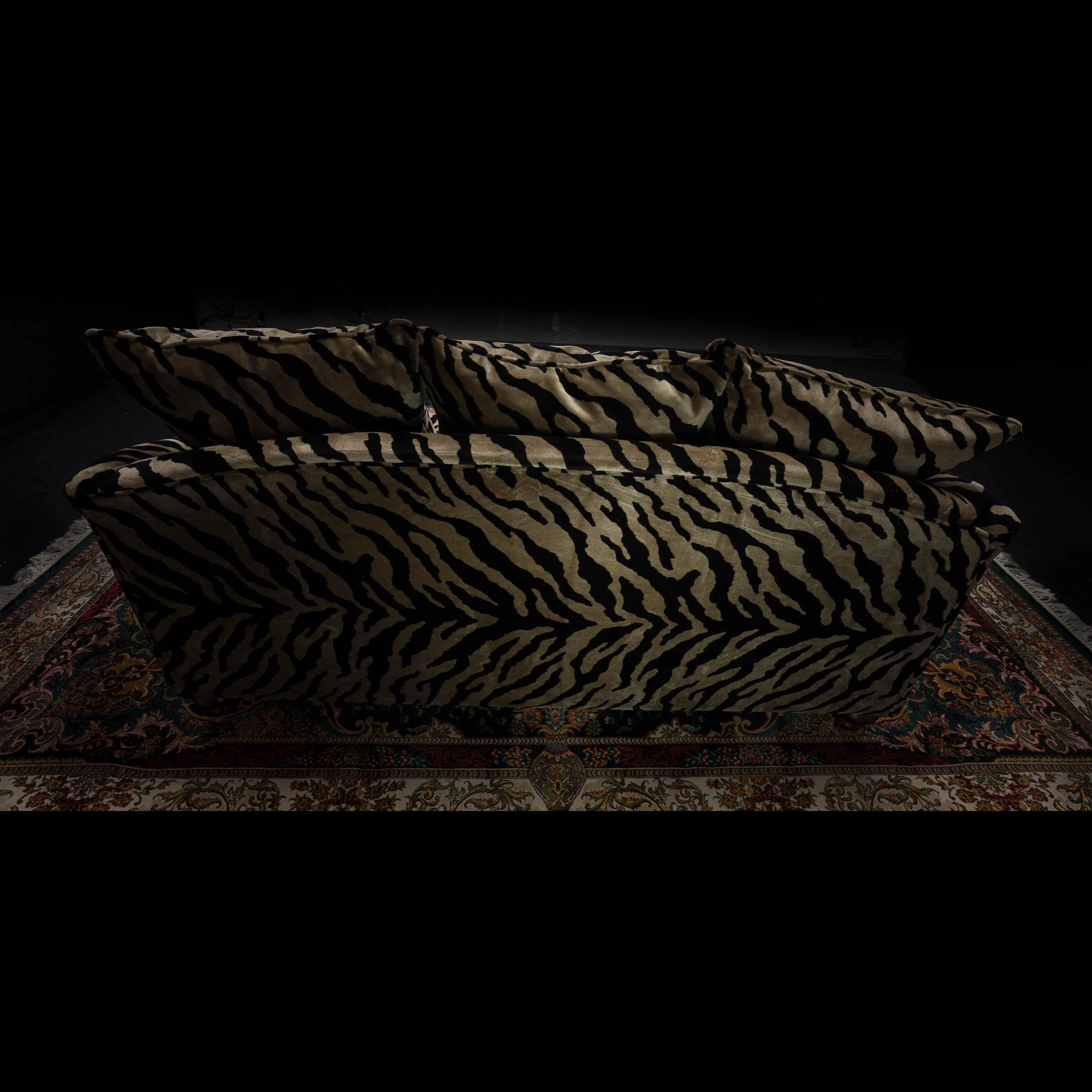Bugsby in Animal Print - Image 44