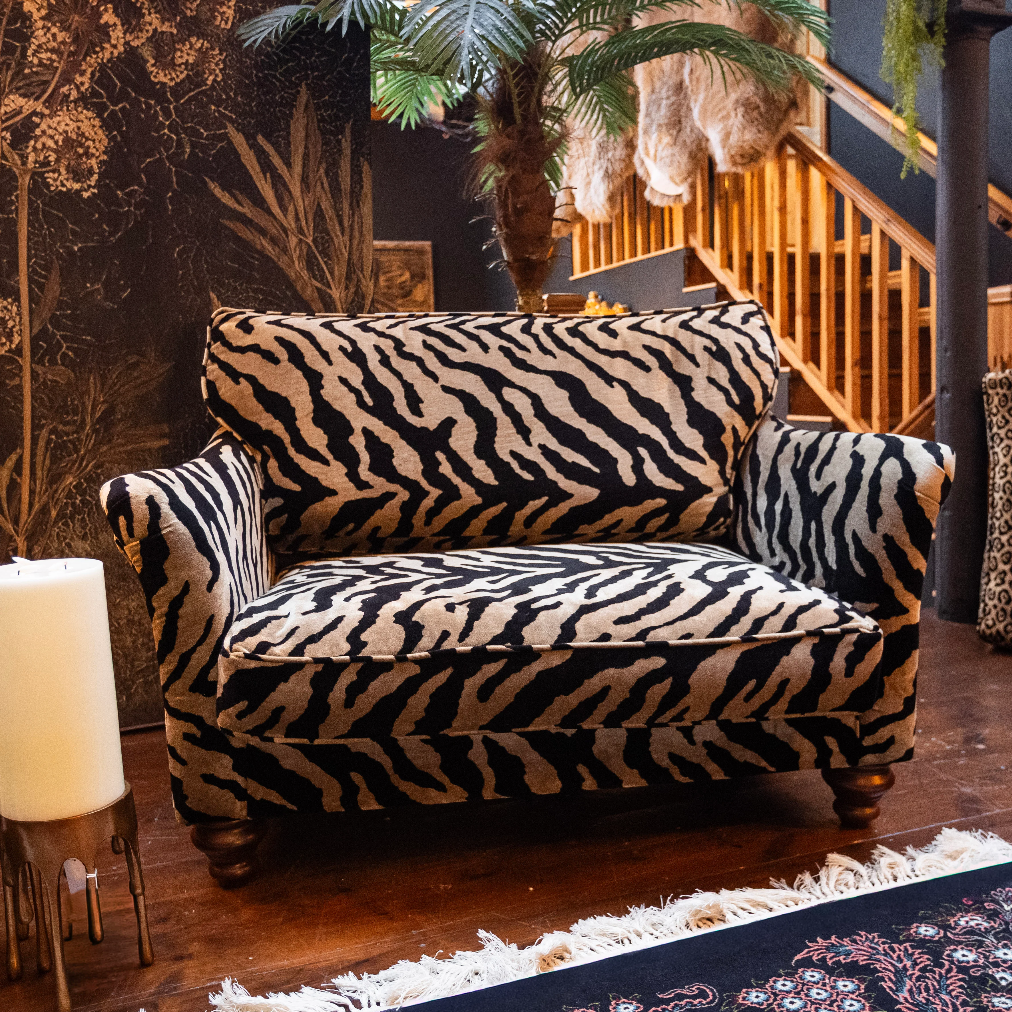 Bugsby in Animal Print - Image 61