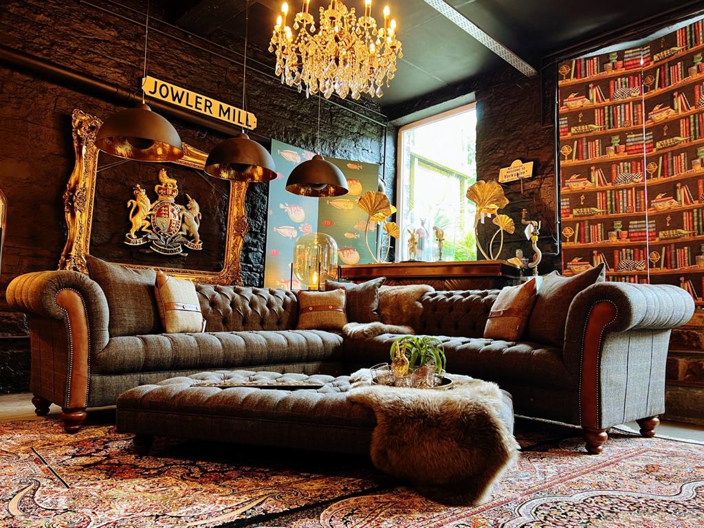Chessington Chesterfield in Harris Tweed & Leather - Image 35