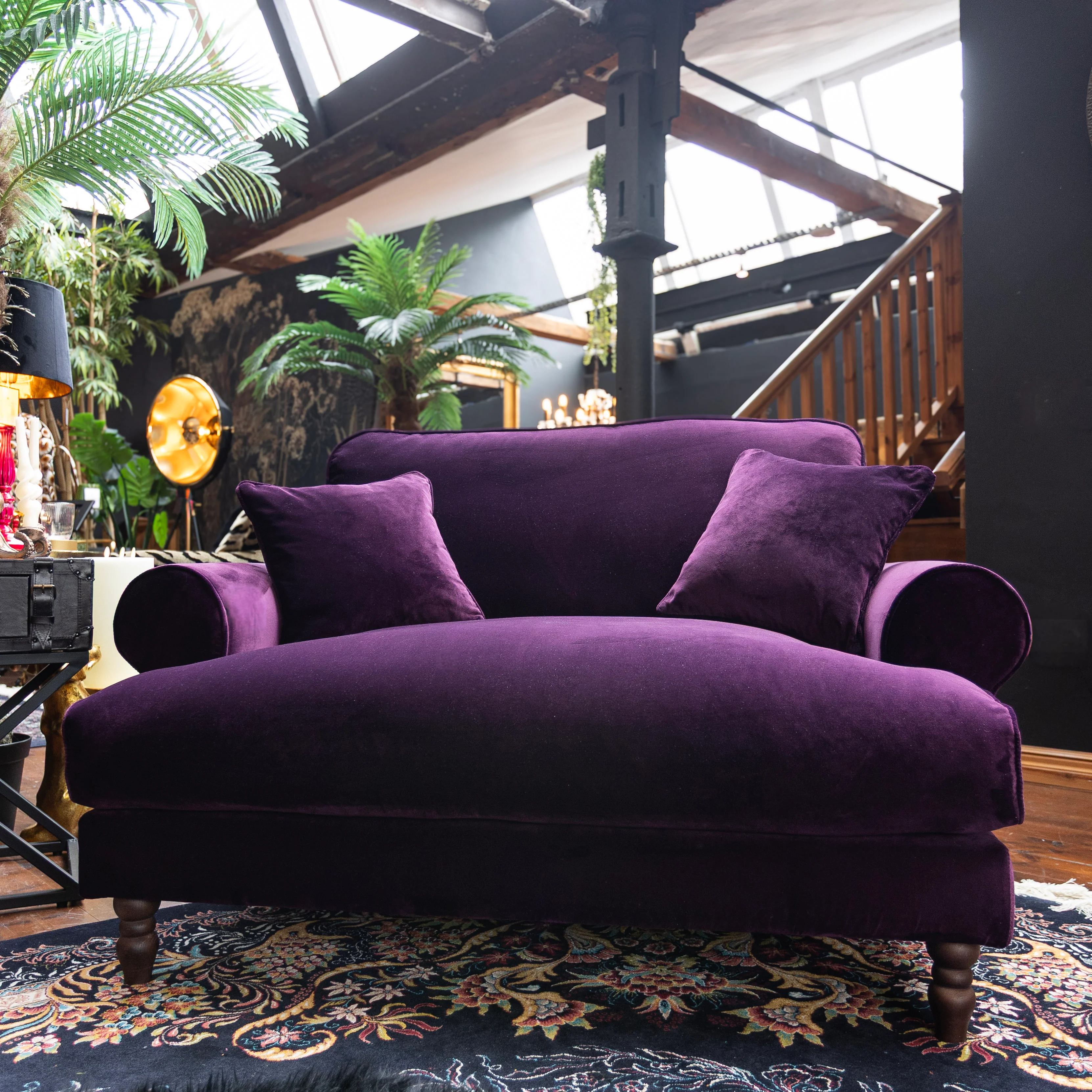 Dopamine in Opulence Velvet - Image 11