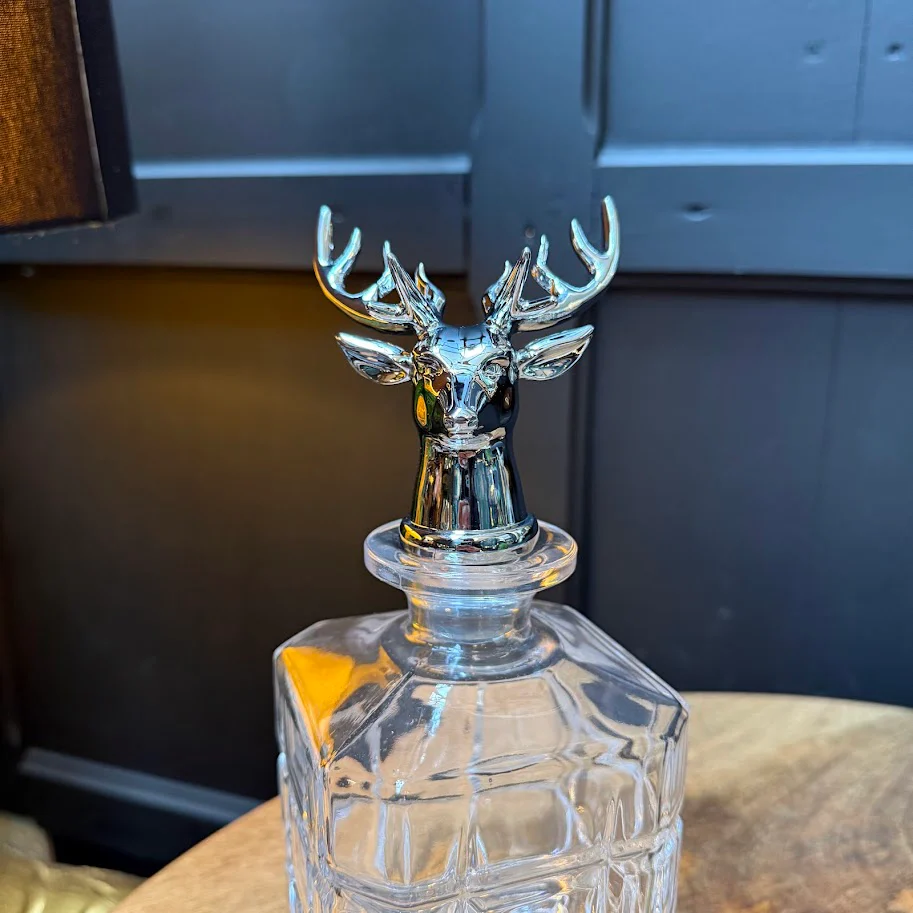 Glass Stag Decanter Set - Image 4