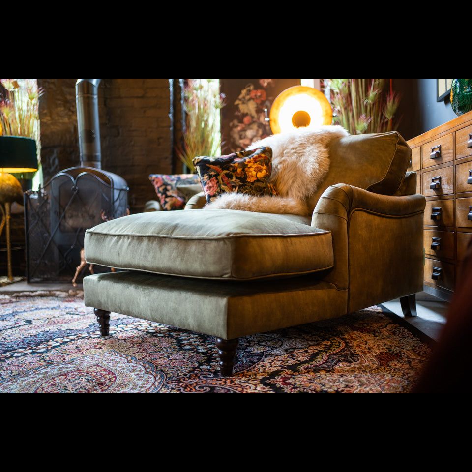 Howard Armchairs in Velvet - Image 19
