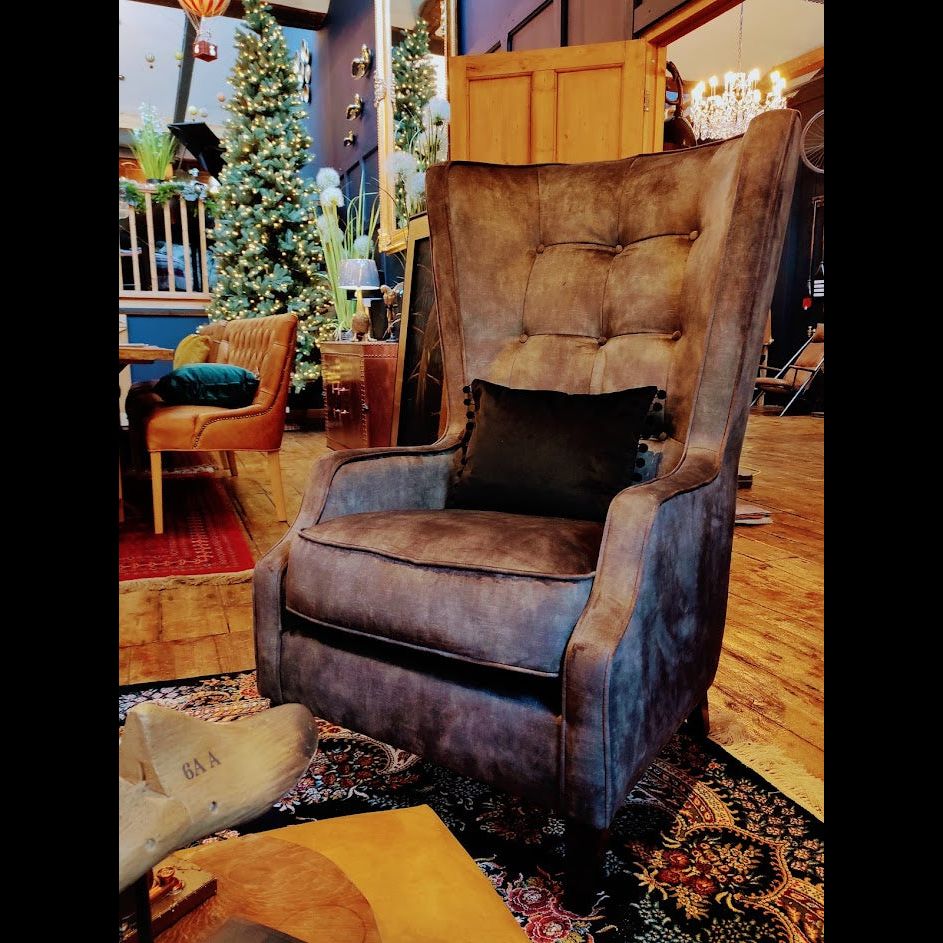 Howard Armchairs in Velvet - Image 32