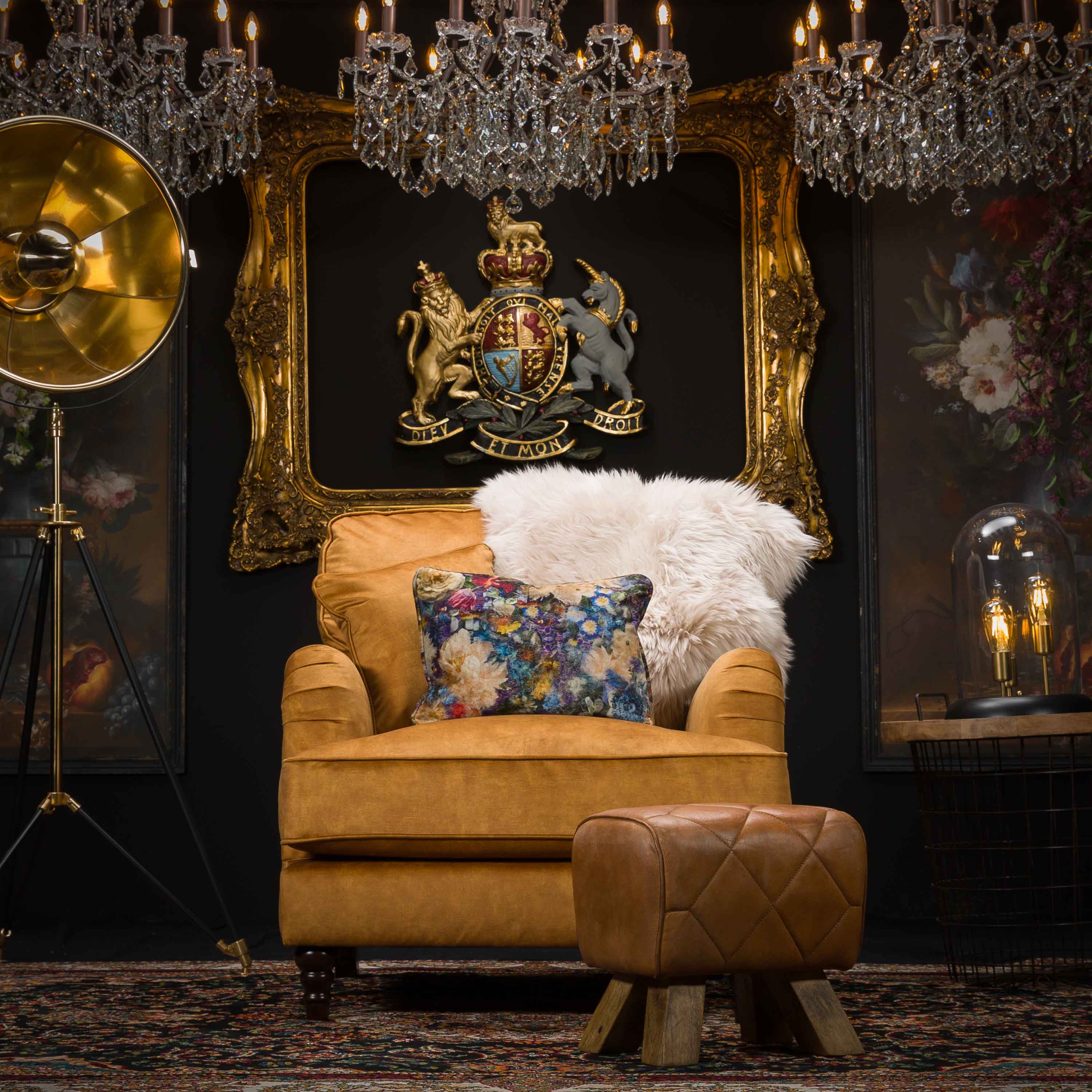 Howard Armchairs in Velvet - Image 5