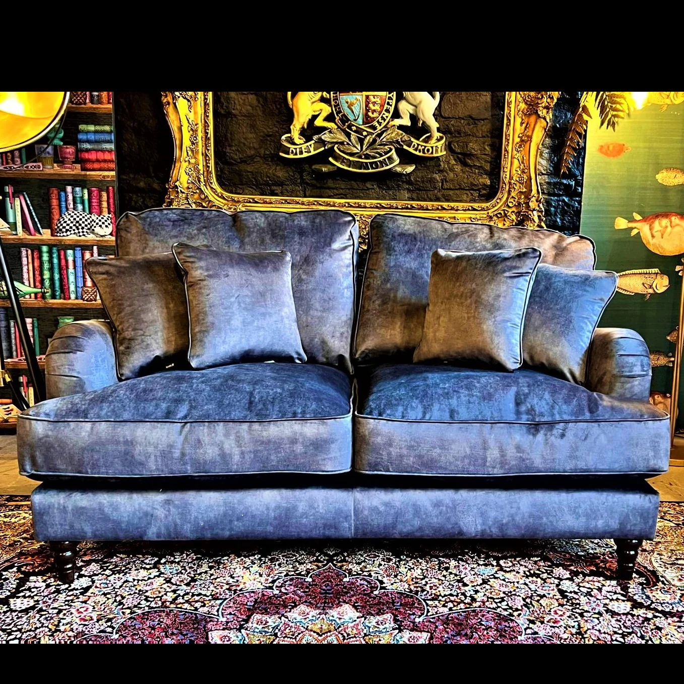 Howard in Velvet - Image 20