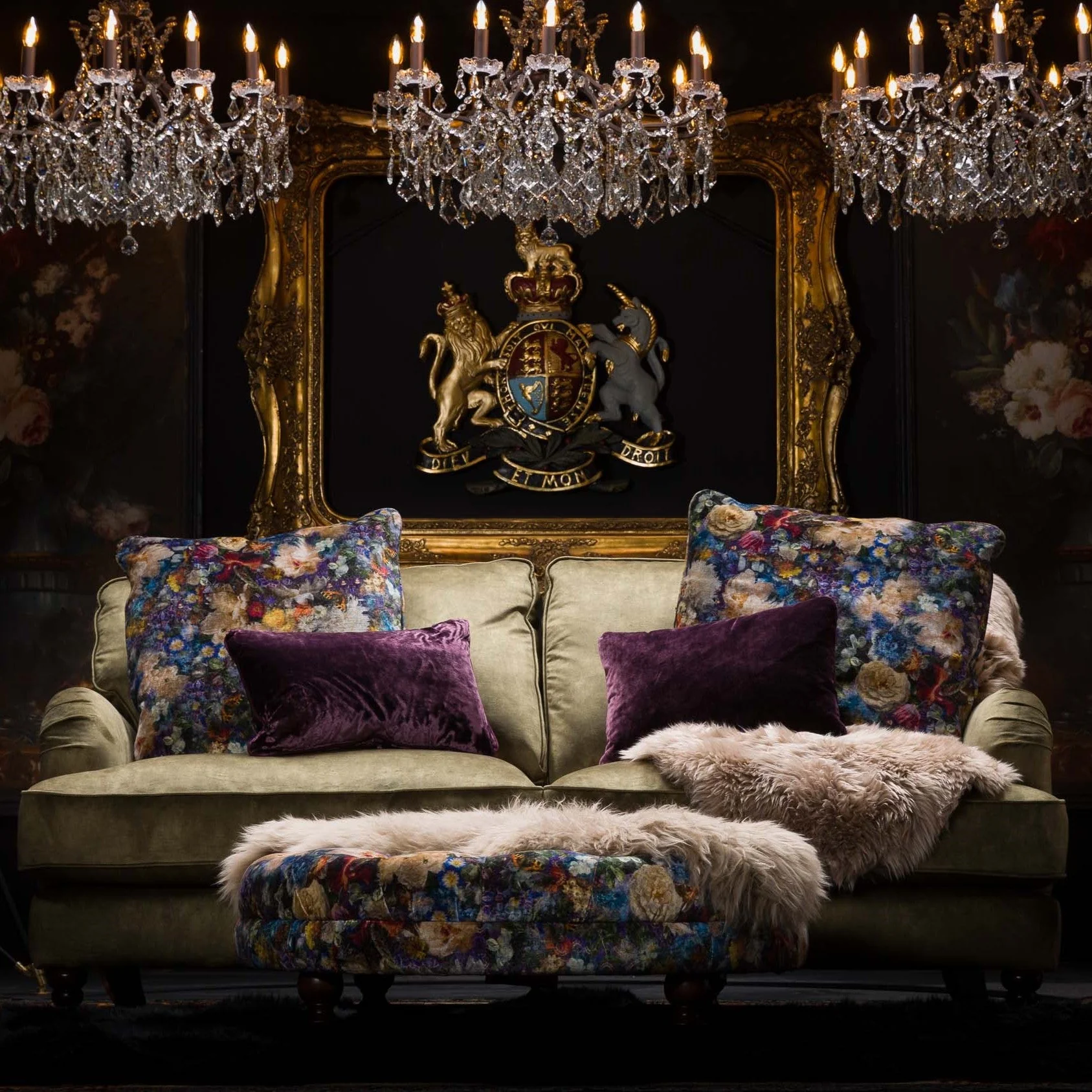 Howard in Velvet - Image 27