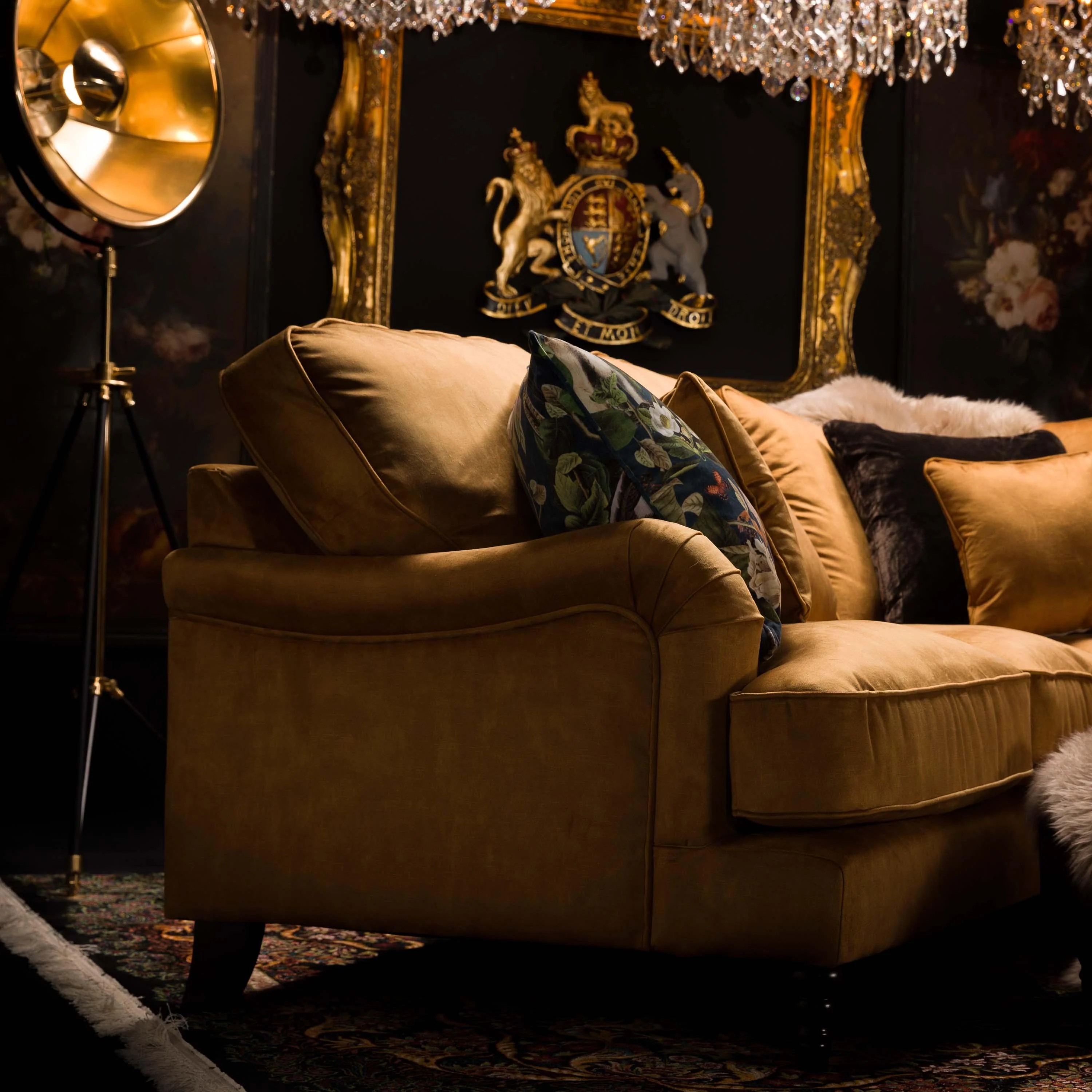 Howard in Velvet - Image 71