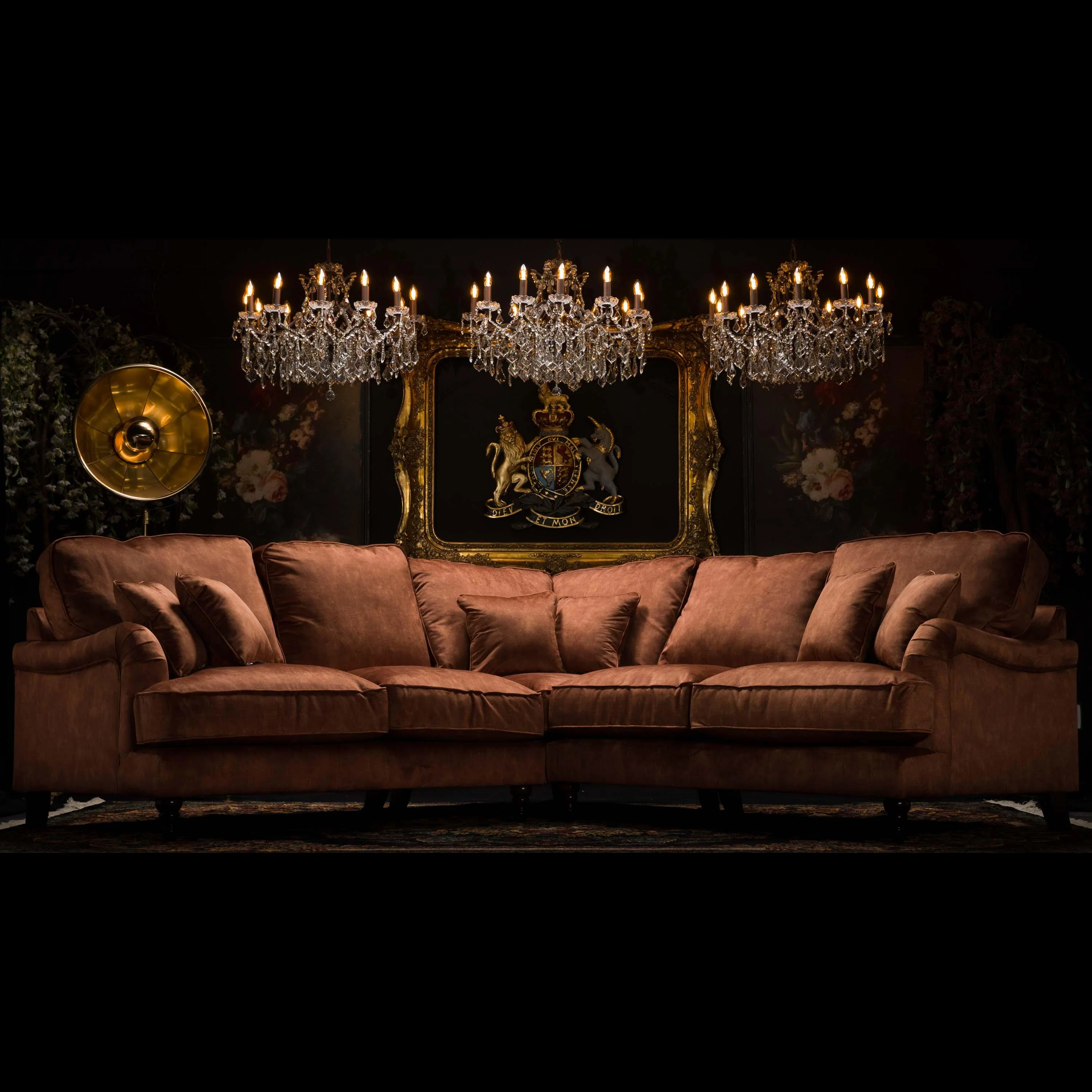 Howard in Velvet - Image 75