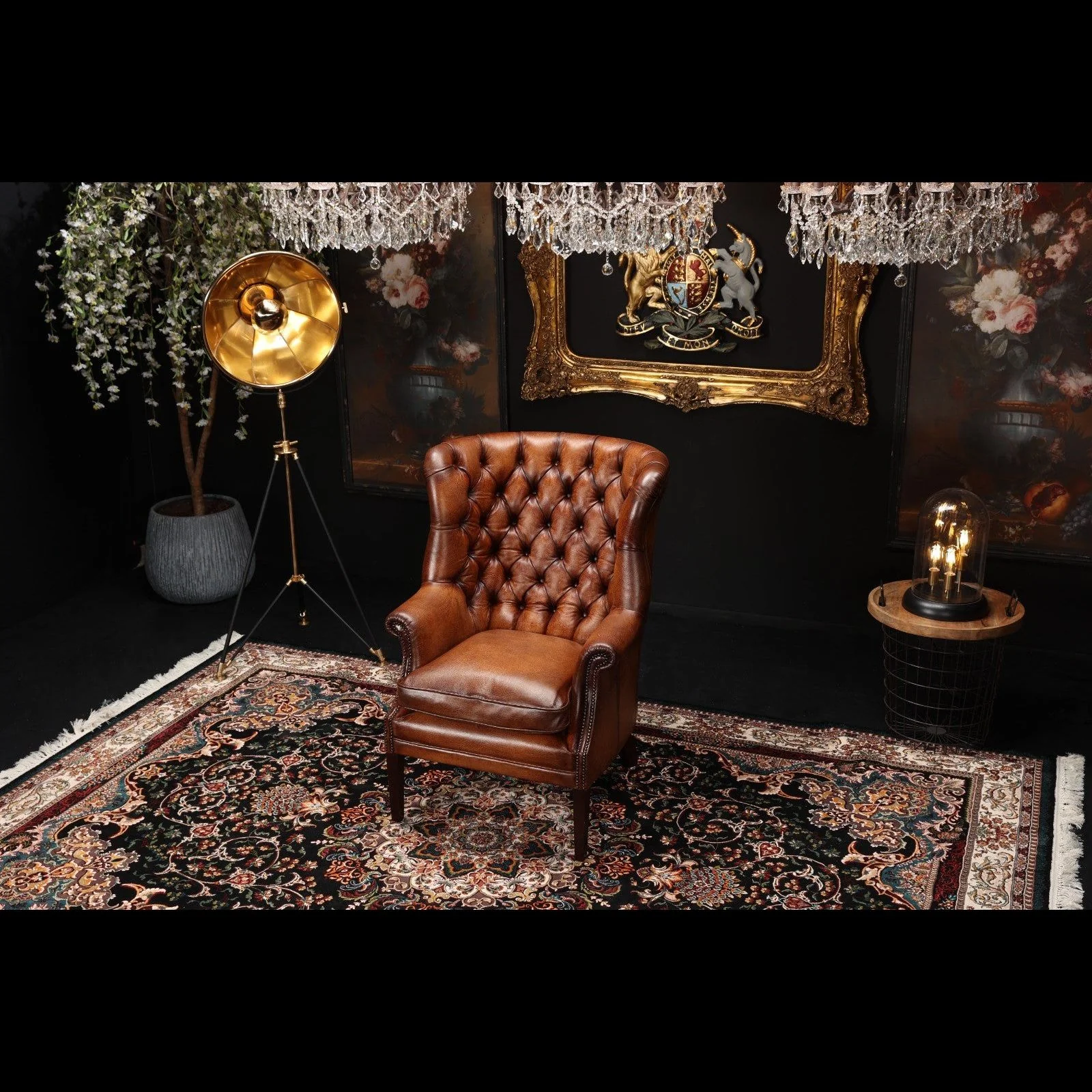 Mackenzie by Tetrad in Leather Hand Antiqued - Image 10