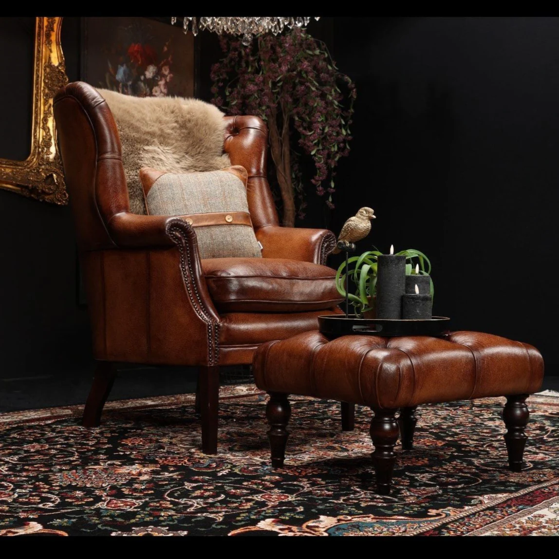 Mackenzie by Tetrad in Leather Hand Antiqued - Image 3