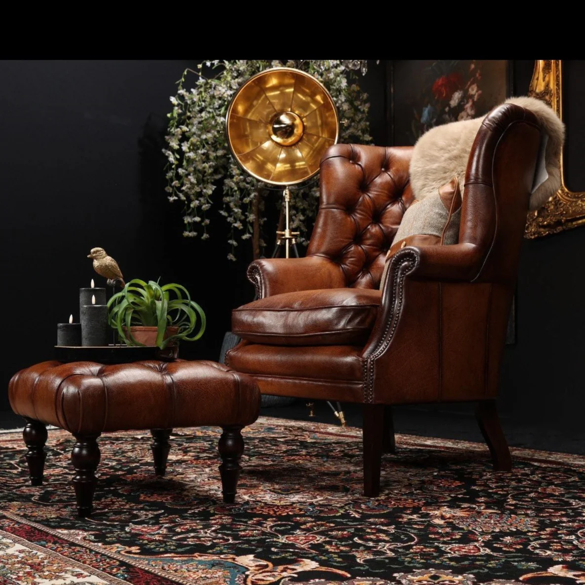 Mackenzie by Tetrad in Leather Hand Antiqued - Image 4
