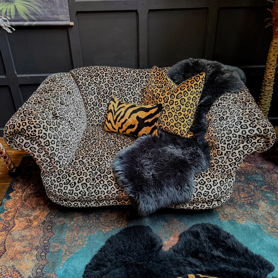 Oskar Chesterfield in Animal Velvet - Image 3