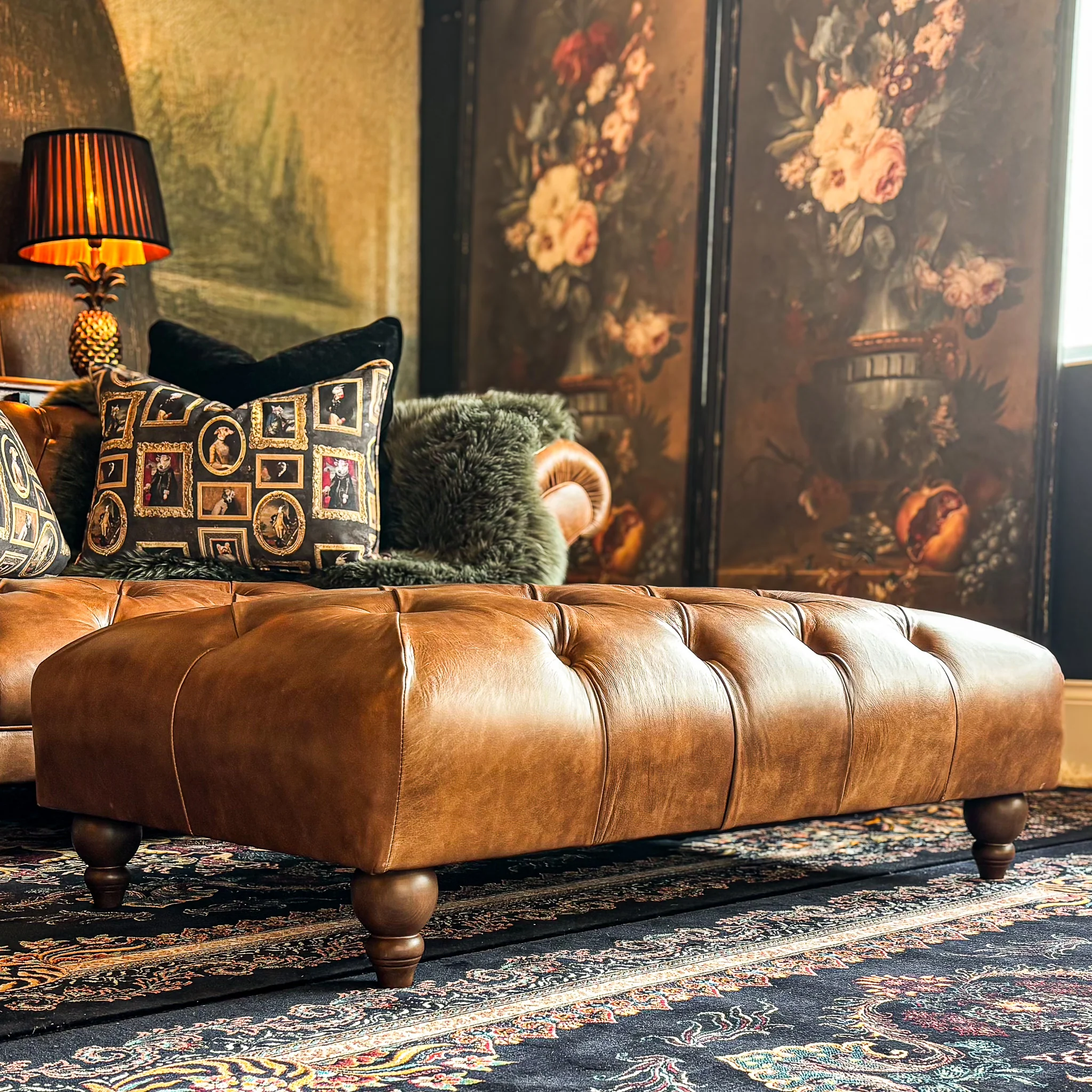 Oskar Italia Chesterfield Footstool in Arena Leather - Image 4