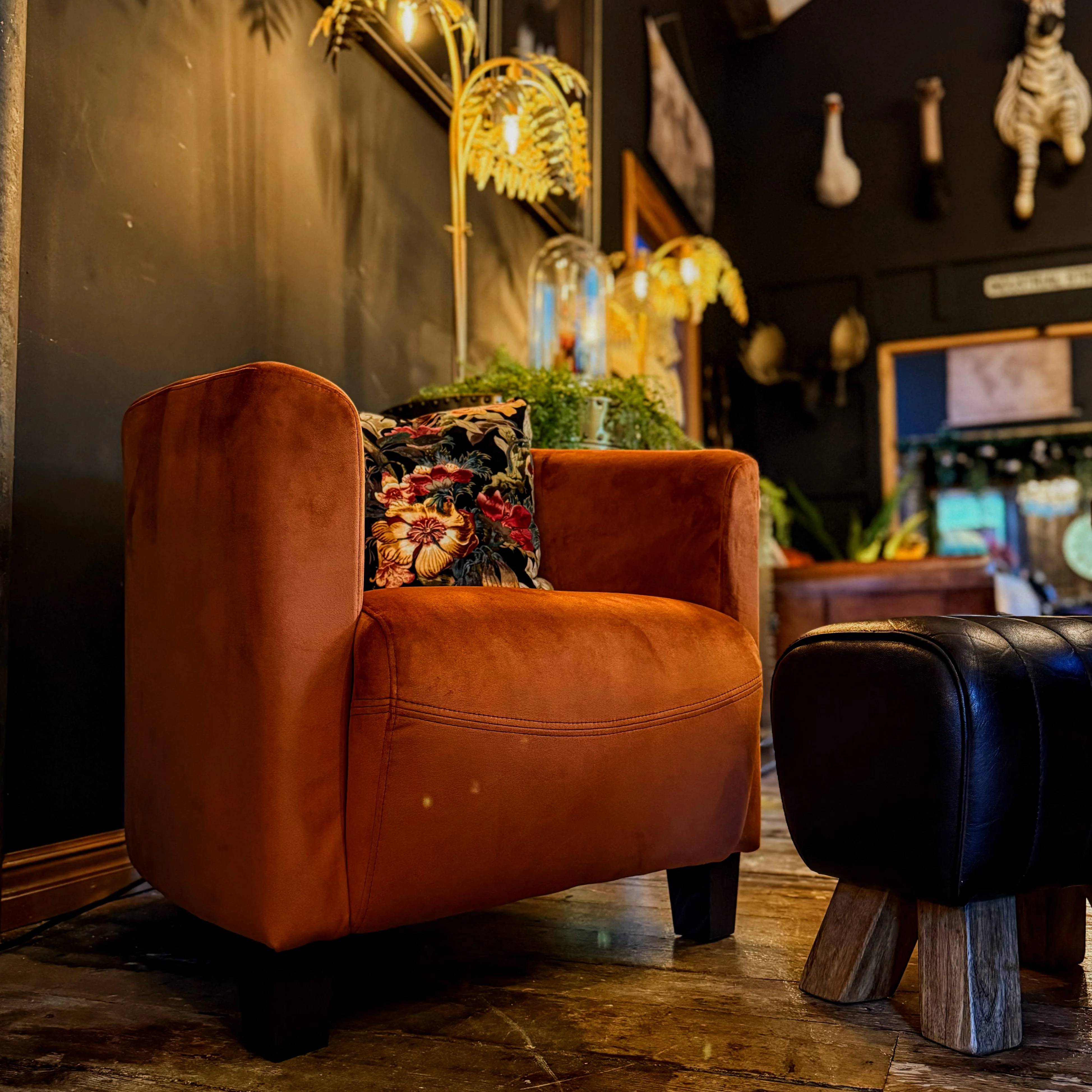 Rocket Chair in Velvet - Image 7