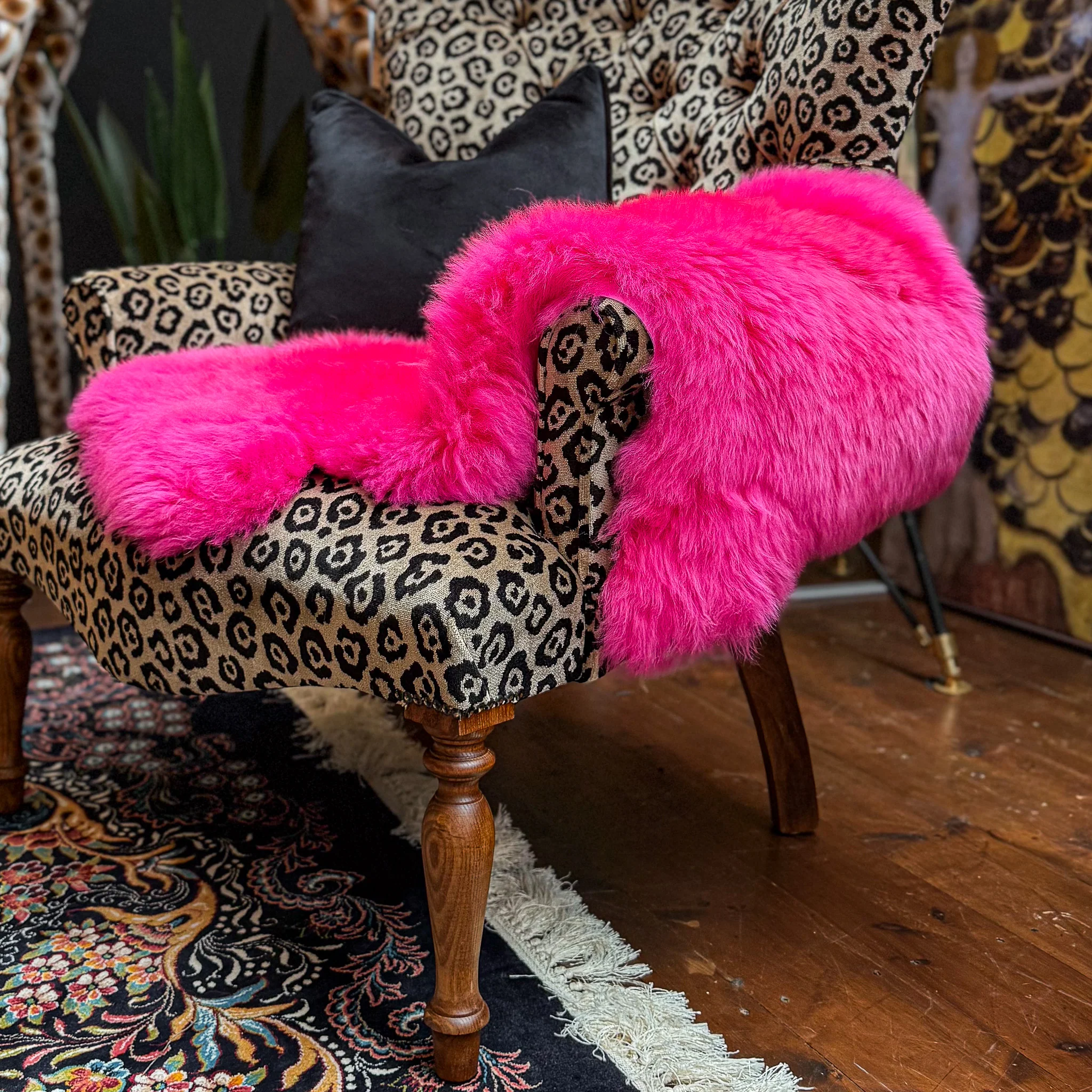 Sheepskin Rug in Pink Cerise - Single - Image 2