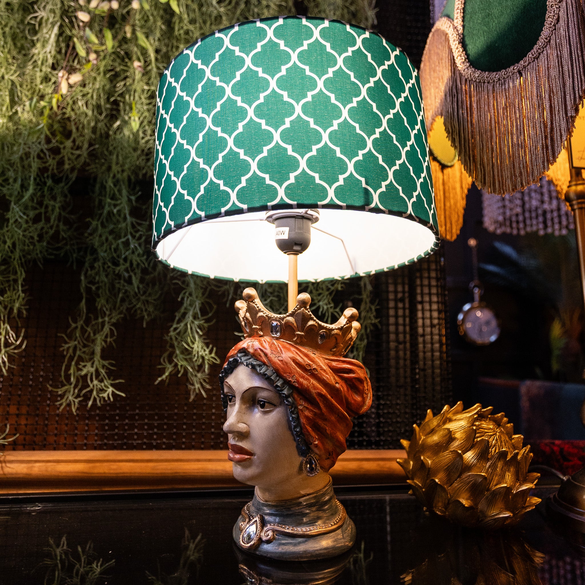 Sicilian Queen Head Table Lamp with Green Shade - Image 2