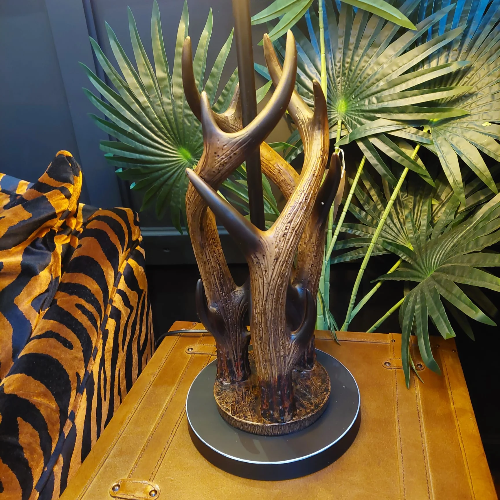 Triple Antler Table Lamp with Shade - Image 3